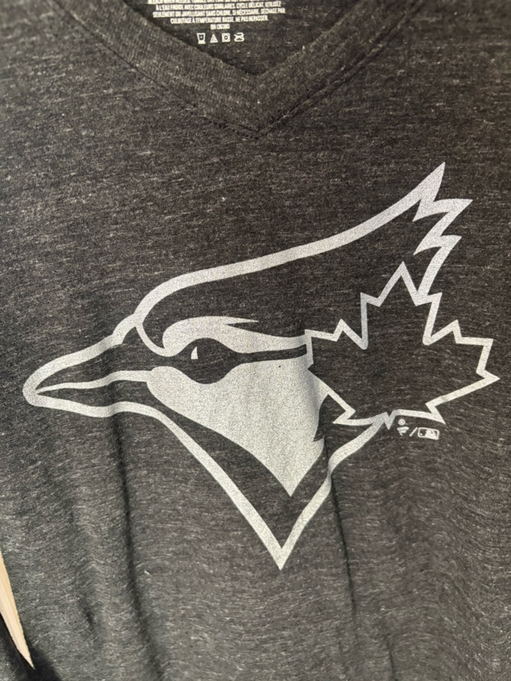 Fanatics Charcoal Gray MLB TORONTO BLUE JAYS Logo V-Neck Long Sleeve Shirt - Picture 3 of 6